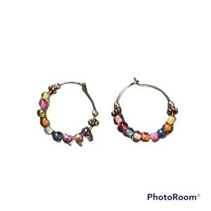 🔶Girl’s small multicolor beaded silver hoops, preowned🔶